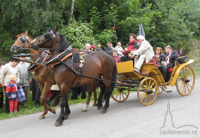 09-projizdka kocarem.jpg